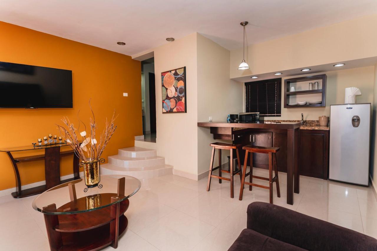 El Camino Hotel & Suites Heroica Caborca Εξωτερικό φωτογραφία