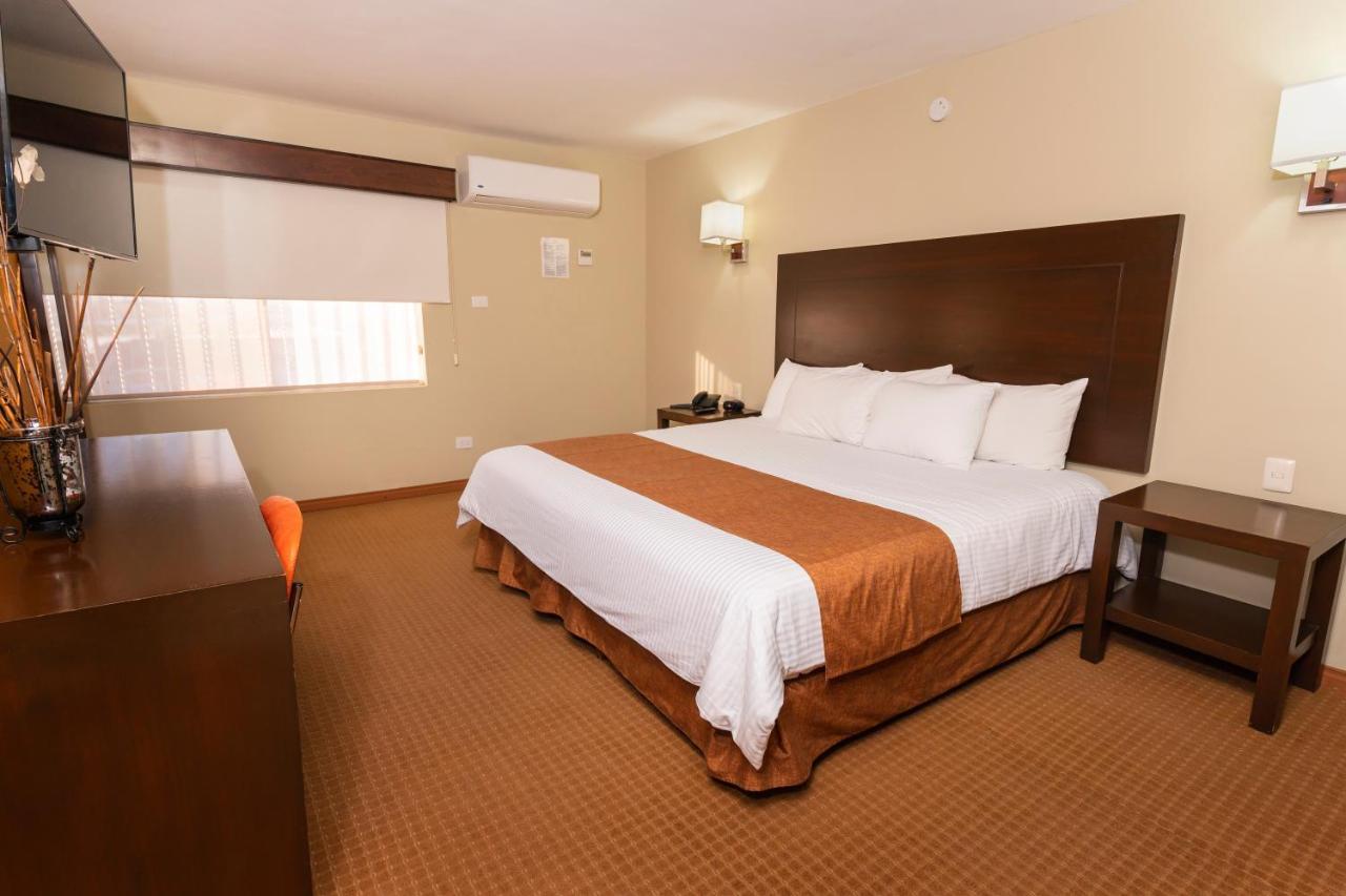 El Camino Hotel & Suites Heroica Caborca Εξωτερικό φωτογραφία
