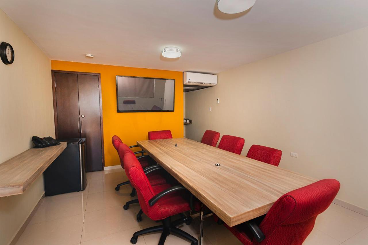 El Camino Hotel & Suites Heroica Caborca Εξωτερικό φωτογραφία
